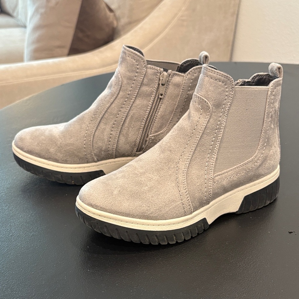 White Mountain Grey Bootie